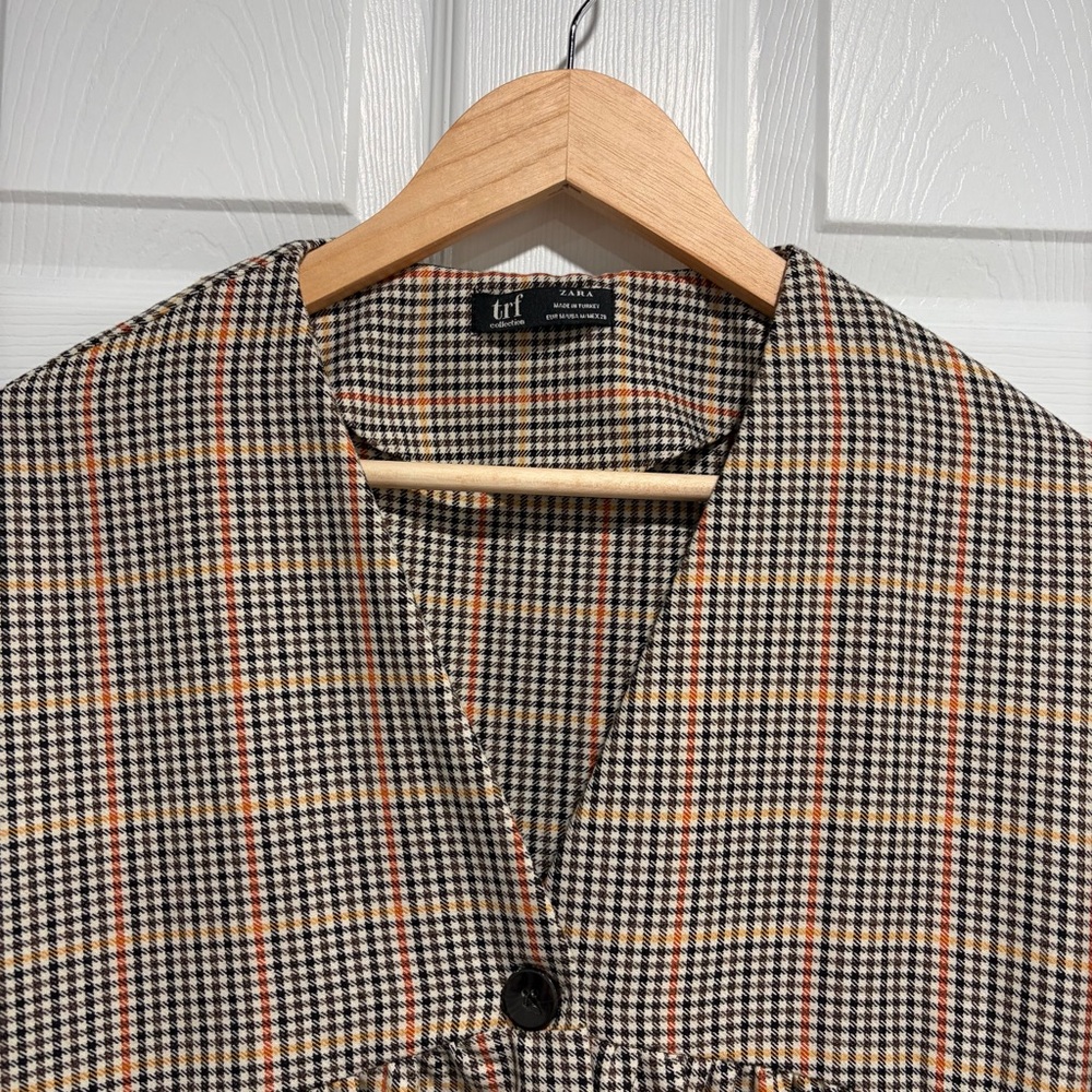 Zara Plaid Button-Up Dress with Black Buttons and Cuffed Wrists Size Medium - Picture 2 of 10